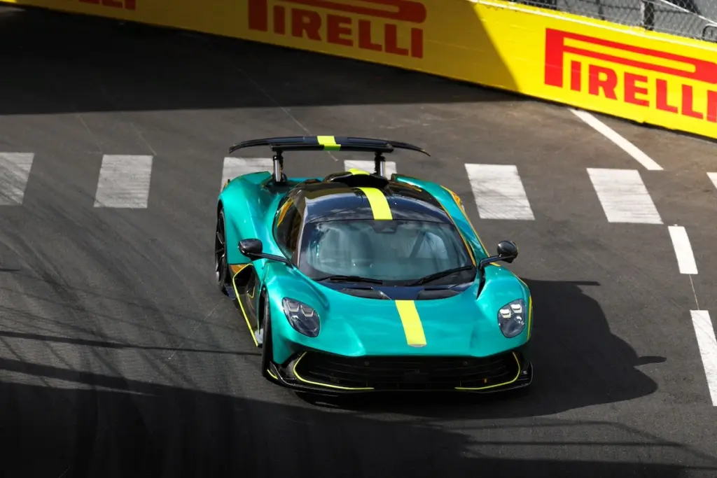 Potencia Aston Martin Valhalla