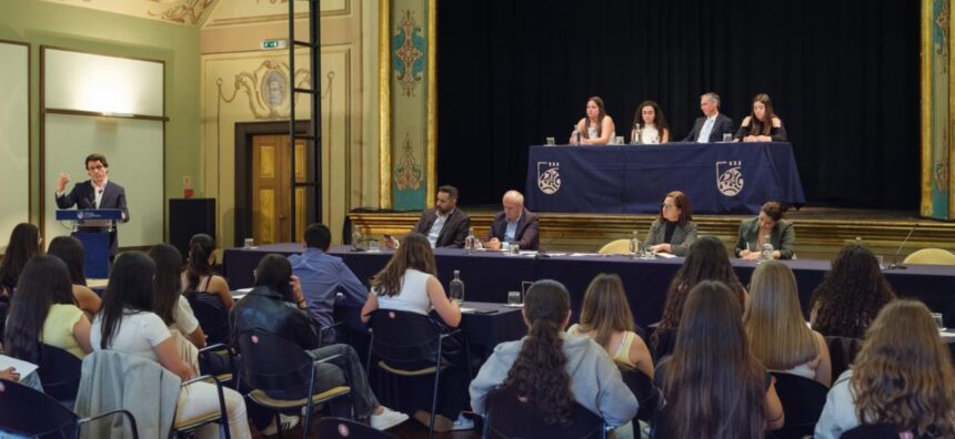 Póvoa de Lanhoso Jovens propõem linha de apoio via WhatsApp e Cartão Desportivo para travar crise na saúde mental