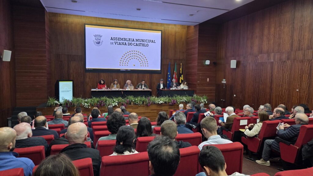 25 de abril viana