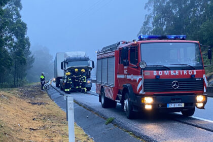 incendio camiao a28 esposende - 1