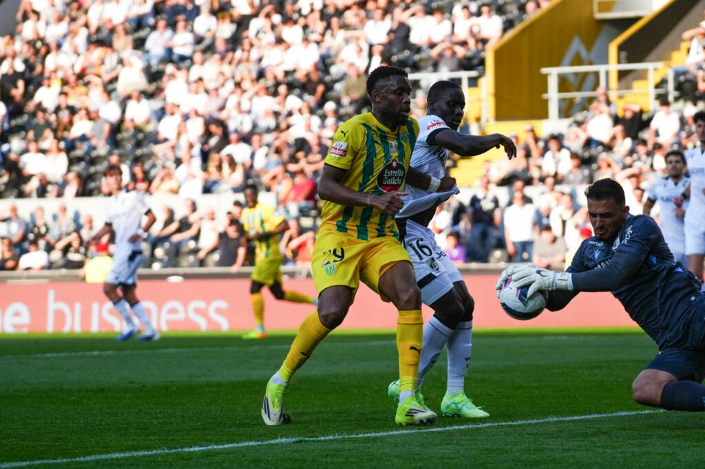 vitoria sc tondela 8