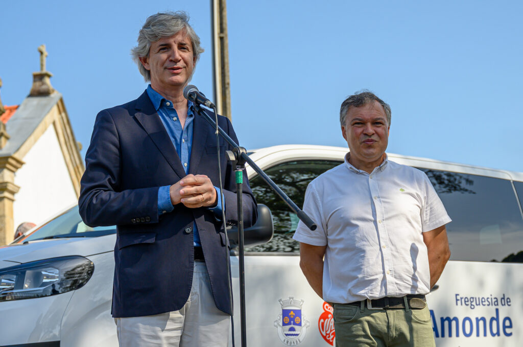 Bencao de Carrinha AMONDE 8
