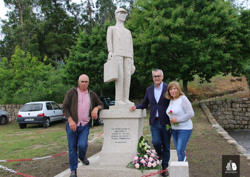 Estátua Sra da Luz - Emigrante (12)