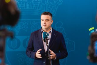 Famalicão PS acusa maioria PSDCDS-PP de desrespeito institucional e falta de transparência nas reuniões de Câmara