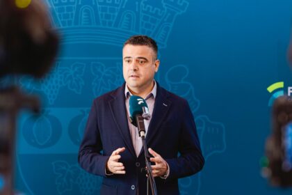 Famalicão PS acusa maioria PSDCDS-PP de desrespeito institucional e falta de transparência nas reuniões de Câmara