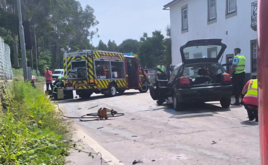 acidente em arouca - 2 En327 grave