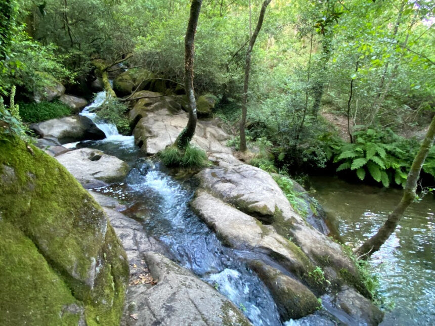 barcelos enxate cascata perelhal natureza lagoa rio - 1