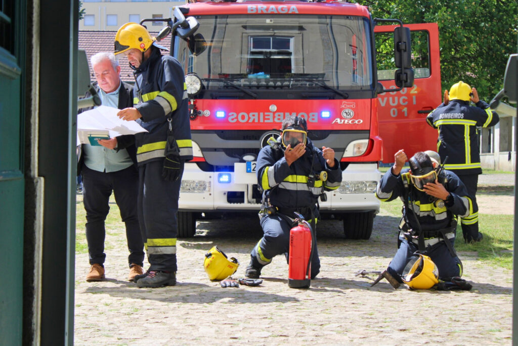 fogo bombeiros 78