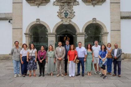 Barcelos Comitiva internacional com arquivos de Espanha, Itália e Hungria visita o Arquivo Leonor