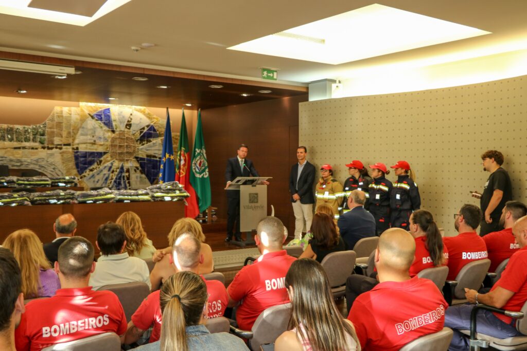 Vila Verde: Bombeiros recebem investimento de 400 mil euros em equipamento de proteção individual BombeirosVV 2