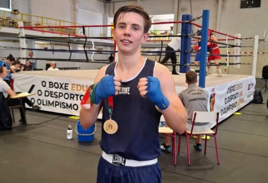 Boxe Famalicense Rodrigo Silva de 14 anos vence Taça de Portugal de Boxe 2026