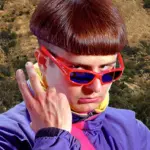 Cantor Oliver Tree morre em trágico acidente de helicóptero no Rio de Janeiro