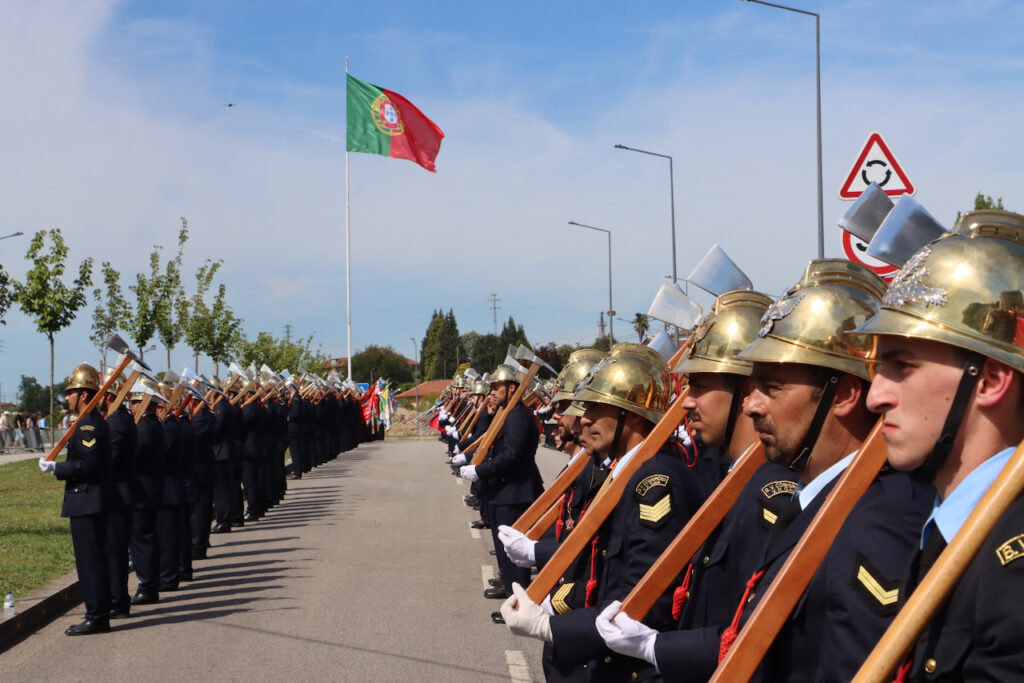 Dia do Bombeiros Paredes 1 166