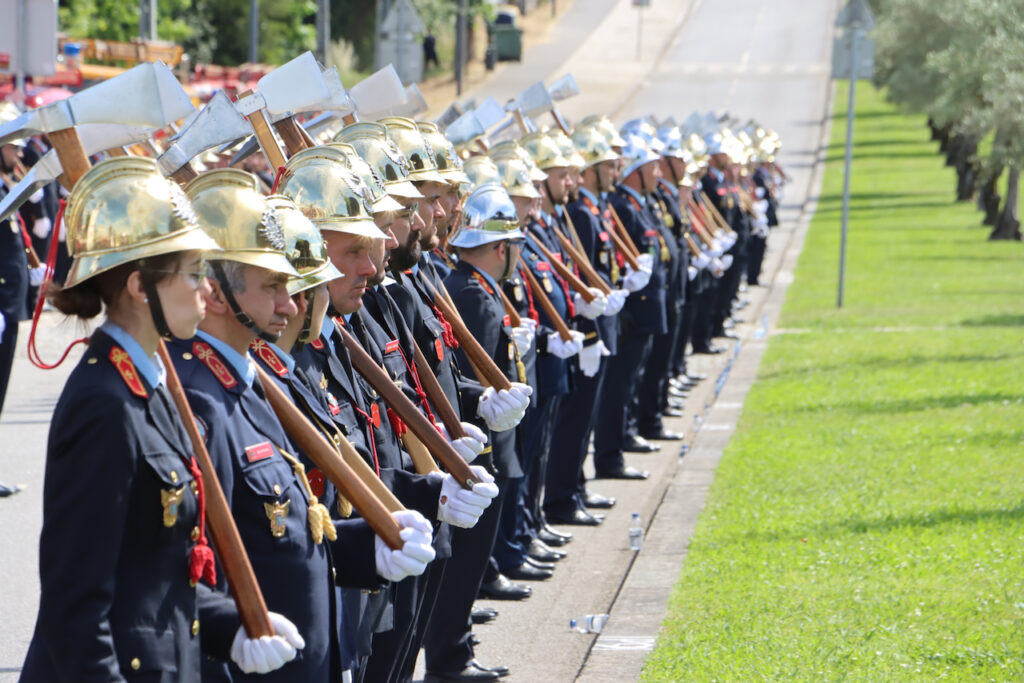 Dia do Bombeiros Paredes 1 181