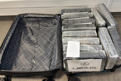 PJ Operação Premium Check-in apreende 476 mil doses de cocaína em Lisboa