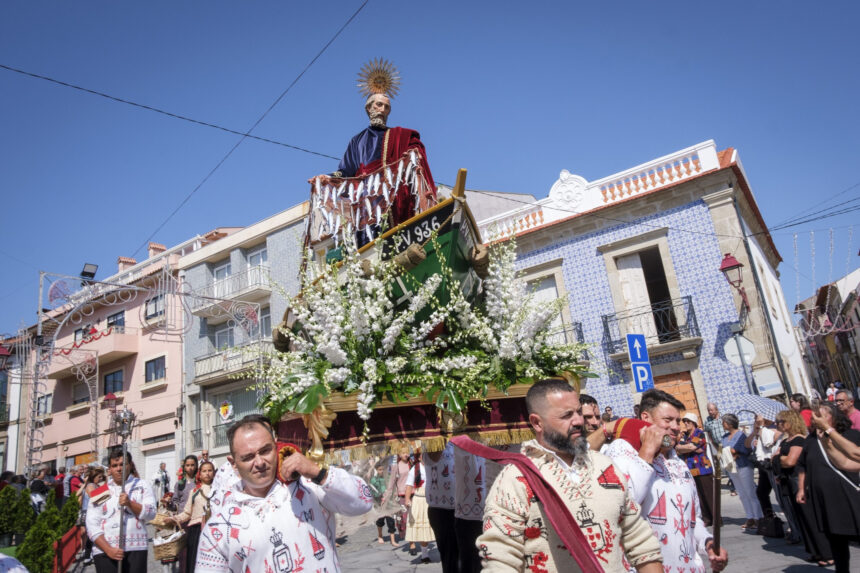 Póvoa de Varzim Majestosa Procissão de S. Pedro e concerto dos NAPA