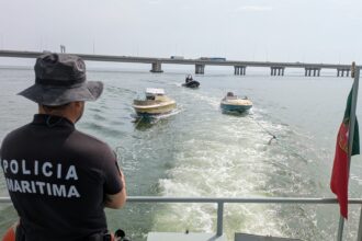 Rio Tejo Polícia Marítima apreende três barcos em caça à amêijoa ilegal