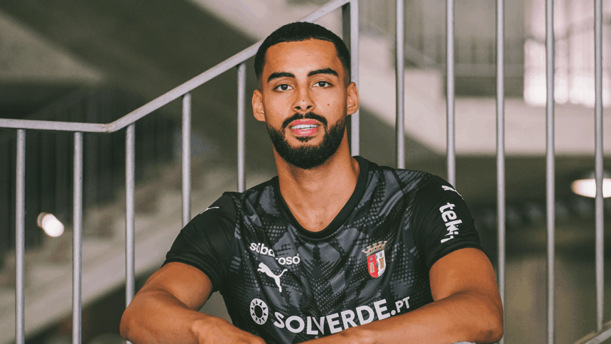 SC Braga oficializa empréstimo de guarda-redes Alaa Bellaarouch ao Dinamo Bucareste SC Braga oficializa empréstimo de guarda-redes Alaa Bellaarouch ao Dinamo Bucareste