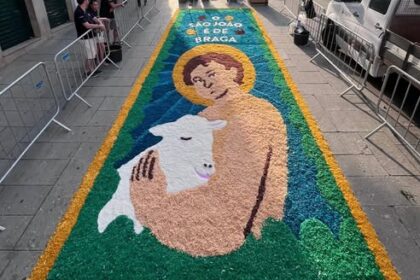São João de Braga Deslumbrante tapete de sal no centro histórico surpreende bracarense