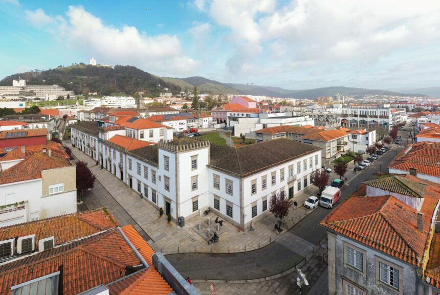 Viana: Associação Musical de Vila Nova de Anha ruma à Utilidade Pública Viana Associação Musical de Vila Nova de Anha ruma à Utilidade Pública