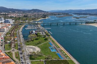 Viana Ecrã gigante no Jardim da Marina transmite o Mundial 2026Viana Ecrã gigante no Jardim da Marina transmite o Mundial 2026