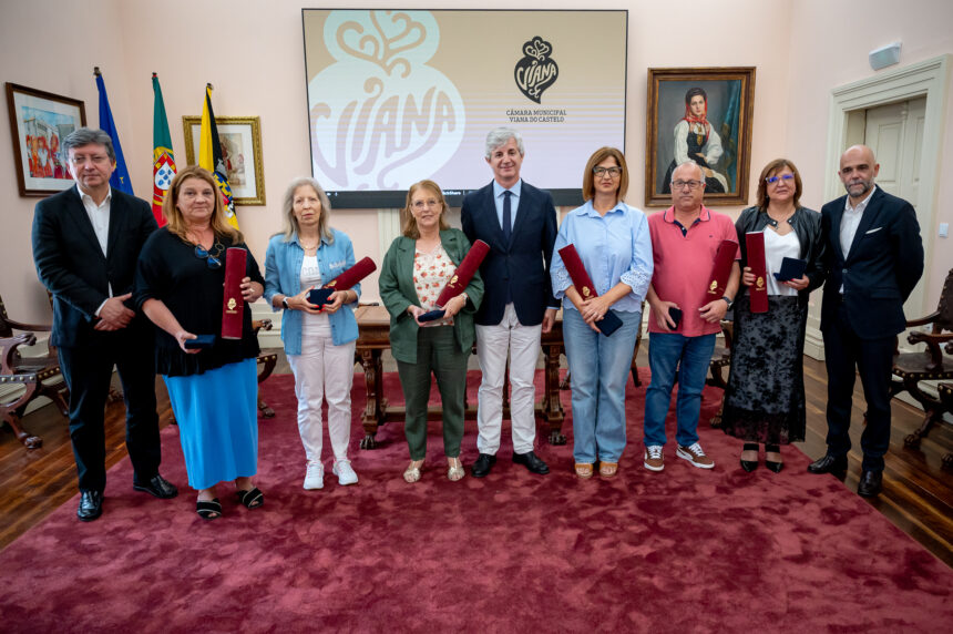 Viana: Município celebra 768 anos de foral e homenageia funcionários Viana Município celebra 768 anos de foral e homenageia funcionários