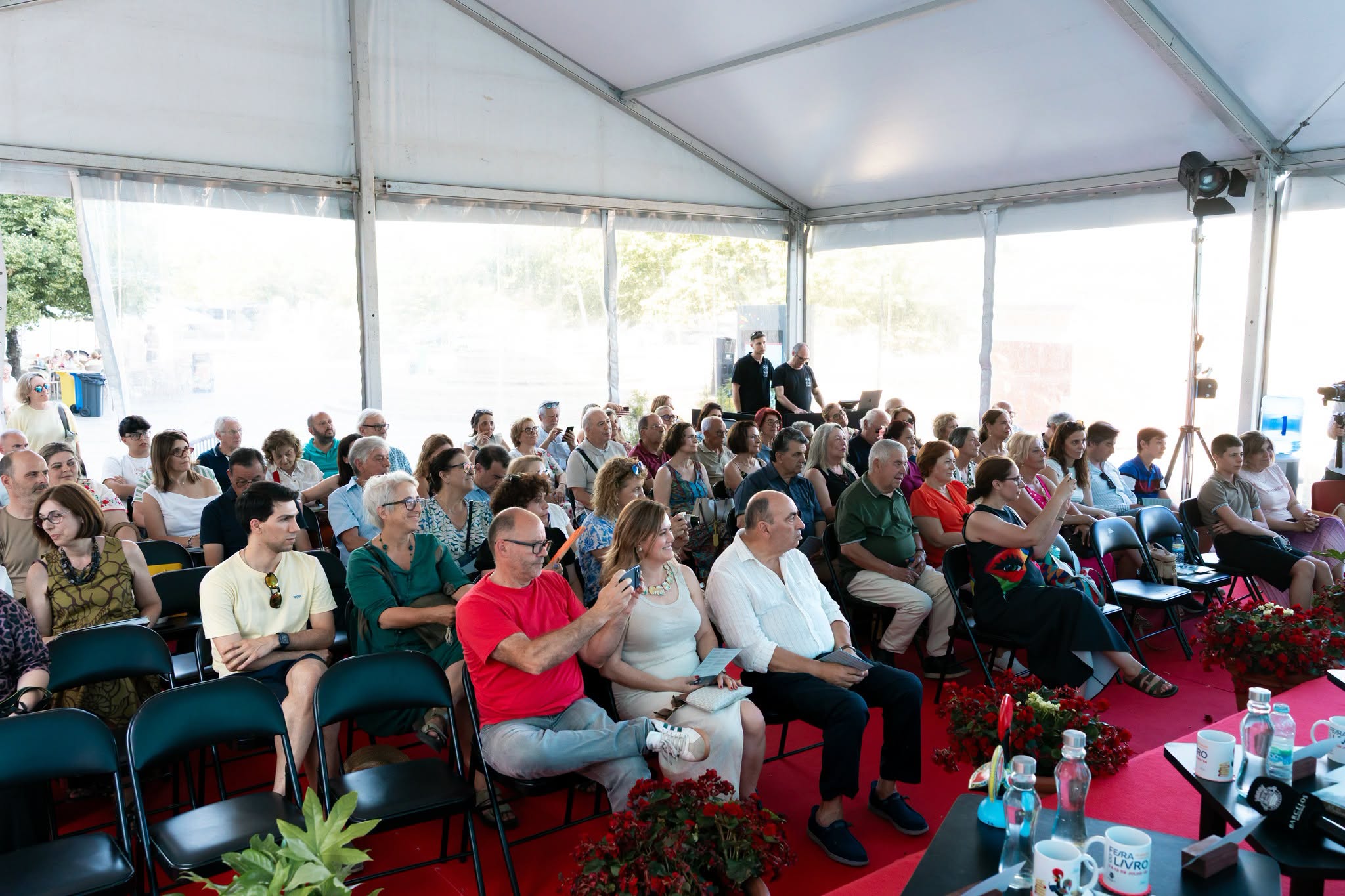 Barcelos: 43.ª Feira do Livro já anima o Jardim das Barrocas 739965764 1525440615702442 997564291872539636 n