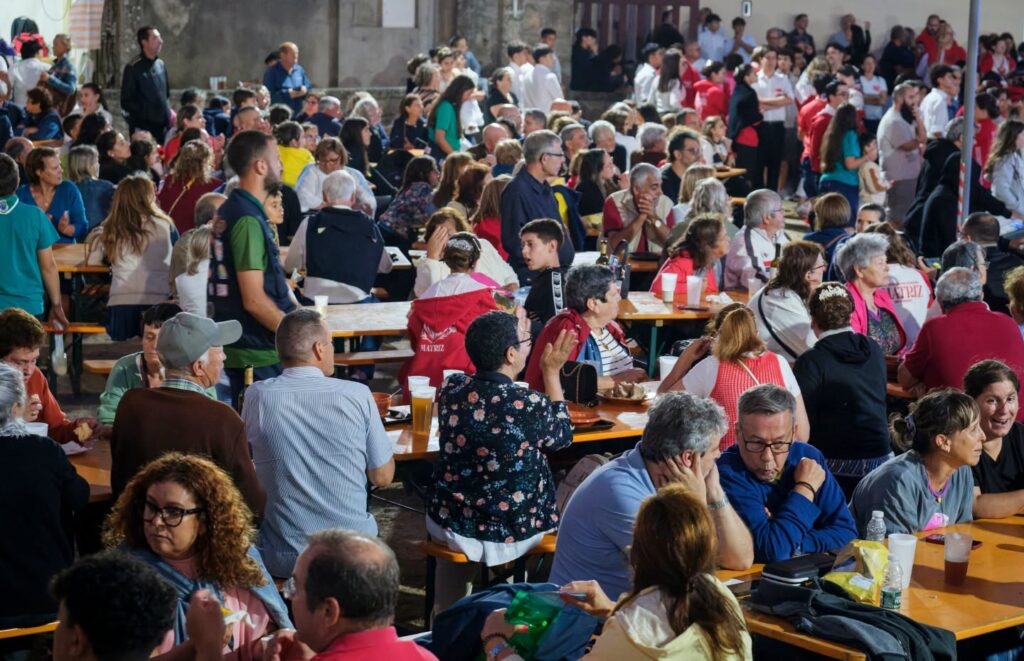 Póvoa de Varzim: III Arraial do Centenário reúne música, rusgas e gastronomia no Colégio do Sagrado Coração de Jesus 750616037 1568077965011421 660691729679756448 n
