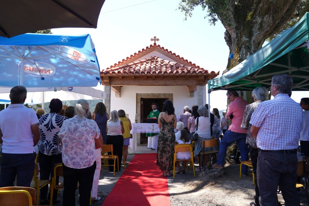 Braga: Oliveira (São Pedro) inaugura reabilitação da Capela de São Bento e melhorias na rede viária 758778597 1570107498149721 1939156992991937342 n