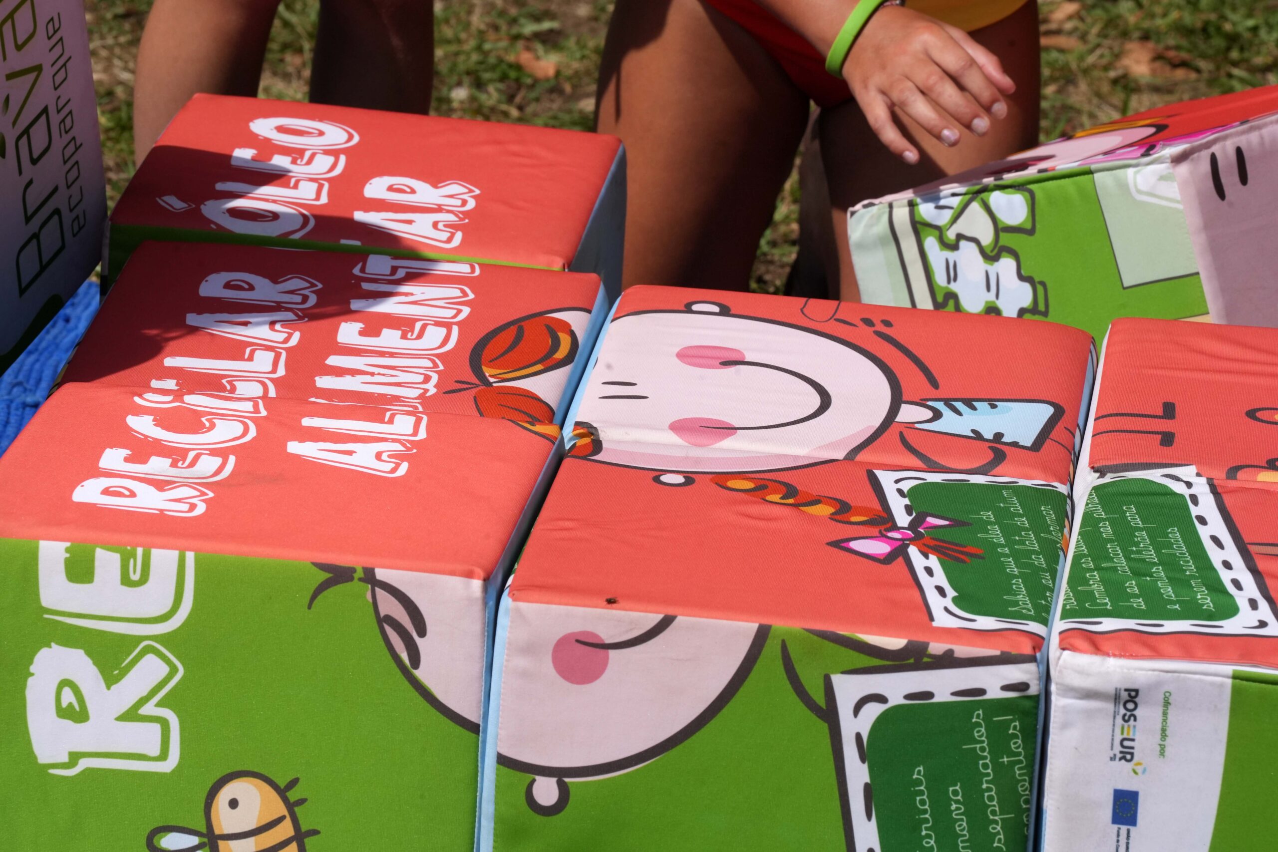 Braga: Livro pedagógico criado por alunos ensina a proteger as praias fluviais do concelho AFS09299 scaled