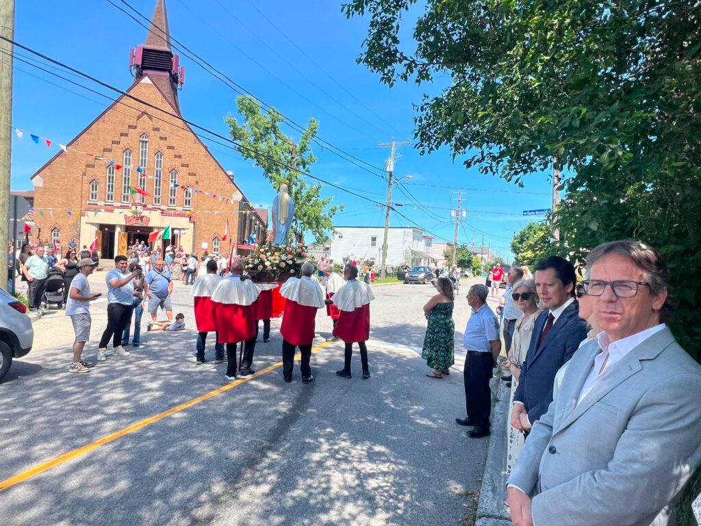 Barcelos Exposicao de Figurado em digressao pelo Canada une diaspora
