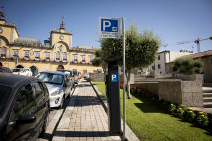 Barcelos Moradores sem garagem vão ter avenças de 10 euros por mês para estacionar