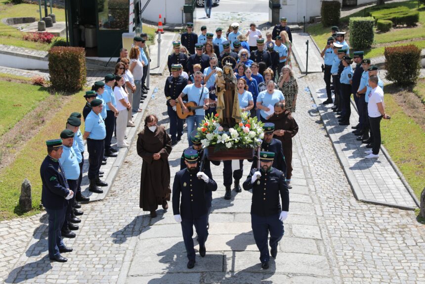 GNR de Viana do Castelo recebe andor de Nossa Senhora do Carmo gnr viana