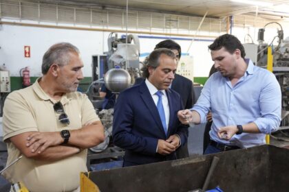 Guimaraes A unica fabrica de tesouras de Portugal emprega 65 pessoas e lidera no setor da cutelaria