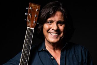 Morreu Luís Represas, voz inconfundível da música portuguesa