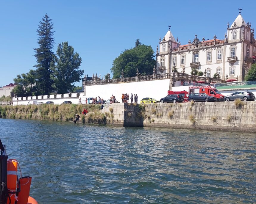 Porto Jovem de 20 anos morre afogado no rio Douro junto ao Palácio do Freixo