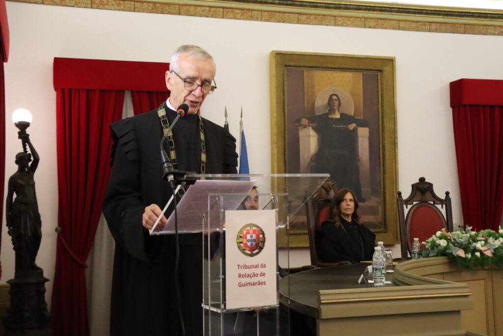 Guimarães: Conceição Sampaio toma posse como presidente do Tribunal da Relação Presidente Relacao Guimaraes 03 scaled 1