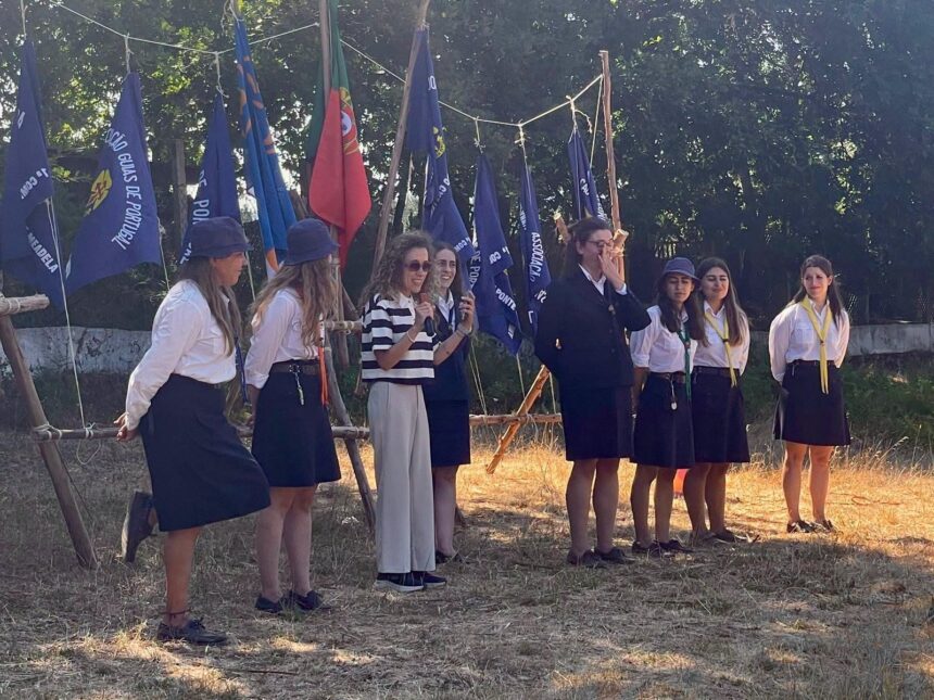 Viana: Carlota Borges assinala abertura do VI Acampamento Regional das Guias em Mujães Viana Carlota Borges assinala abertura do VI Acampamento Regional das Guias em Mujaes