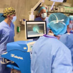 Viana Hospital de Santa Luzia estreia cirurgias robóticas ao joelho com sistema VELYS