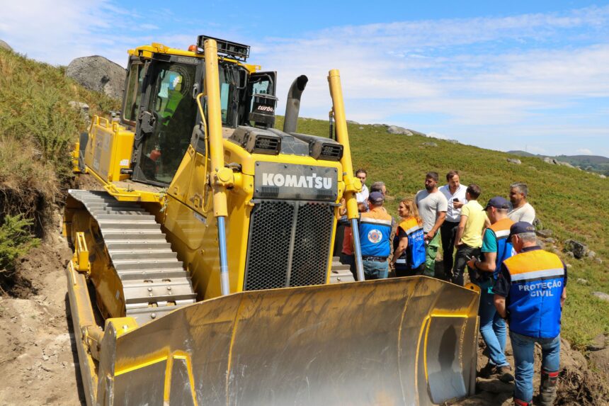 Vila Verde reforça prevenção de fogos com máquina de rastos