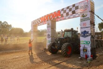 Vila do Conde Tractor Power Race reune mais de 100 participantes e milhares de adeptos em Vairao