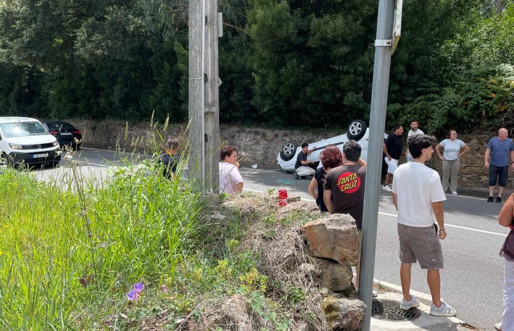 Póvoa de Varzim: Capotamento de viatura na EN205 em Laúndos causa um ferido WhatsApp Image 2026 07 08 at 14.37.45 e1783519285784