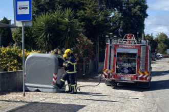 esposende contentor arde - 1