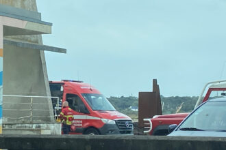 pescadores marina esposende resgate cantinho pesca lota bombeiros - 1