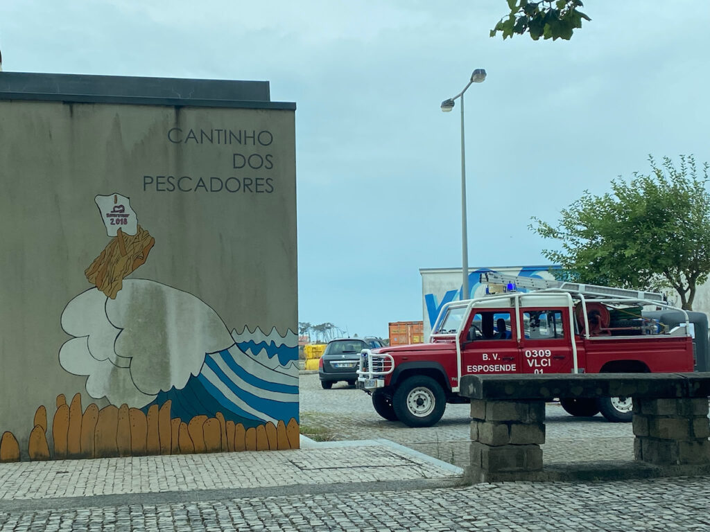 Esposende: Indivíduo de nacionalidade brasileira resgatado na marina sul pescadores marina esposende resgate cantinho pesca lota bombeiros - 2
