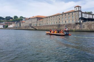 porto rio douro jovem