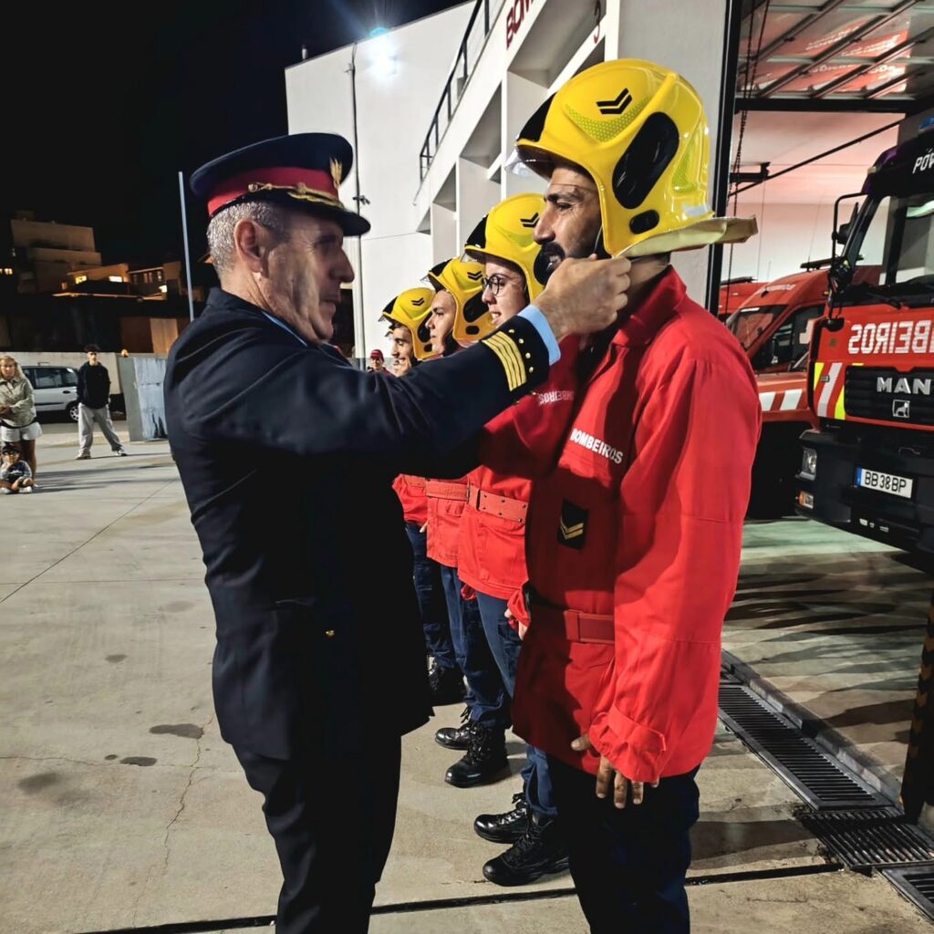Póvoa de Varzim: Bombeiros Voluntários integram seis novos efetivos e promovem doze operacionais 783510682 1042162535273007 3143389159449031846 n