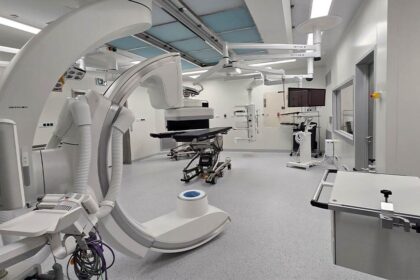 Braga Hospital de Braga investe 2,4 milhões na primeira sala de bloco operatório híbrida do Norte do país