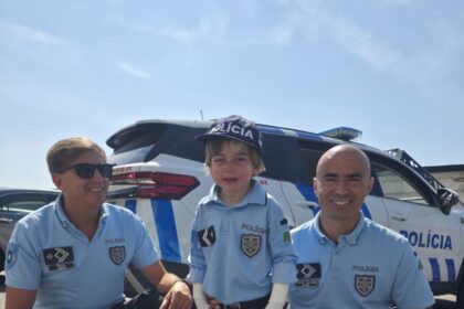 Braga Menino de 6 anos com doenca rara realiza sonho e e policia por um dia na PSP
