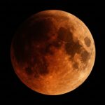 Eclipse lunar parcial visivel em Portugal na proxima madrugada com a Lua de Sangue